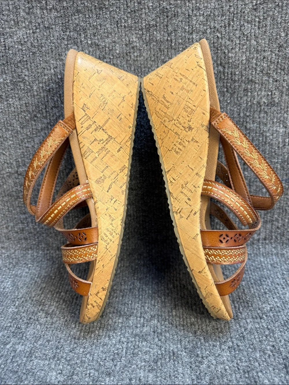 Skechers Women’s Tan/Brown Cork Wedge Sandals Size 8